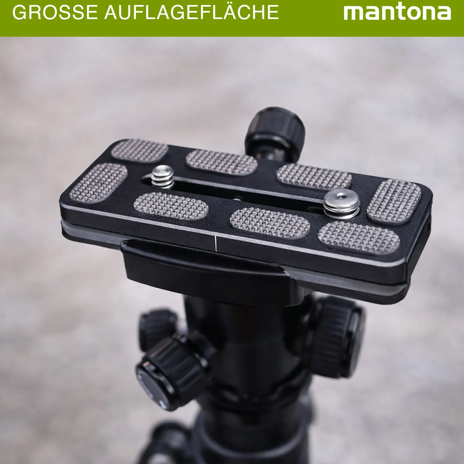 Mantona AS-100-2M Schnellwechselplatte Arca-Swiss kompatibel 100 x 38 mm Aluminium mit 1/4" und 3/8" Schrauben, Gummipuffern und Mittenmarkierung
