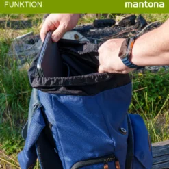 Mantona Luis junior Retro Fotorucksack blau mit Leder, Kamerarucksack inkl. Regenschutzhülle, Fototasche mit Laptopfach, Backpack geeignet für 1 x DSLR-Kamera, 1-2 Objektive und diverses Fotozubehör