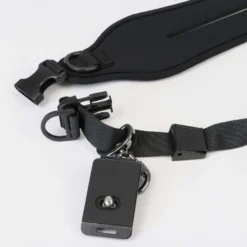 Mantona TWIN PADDY Quick Strap Kameragurt Länge verstellbar 112-163 cm, Tragegurt für Kameras max. Traglast 5 kg, Schultergurt mit 1/4 Zoll Standardgewinde