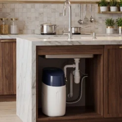 Naturewater SOFT-V1 Wasserenthärtungsanlage für weiches Wasser, Entkalkungsanlage mit Ionentauscher, Wasserenthärter mit 12,5 l Harztank