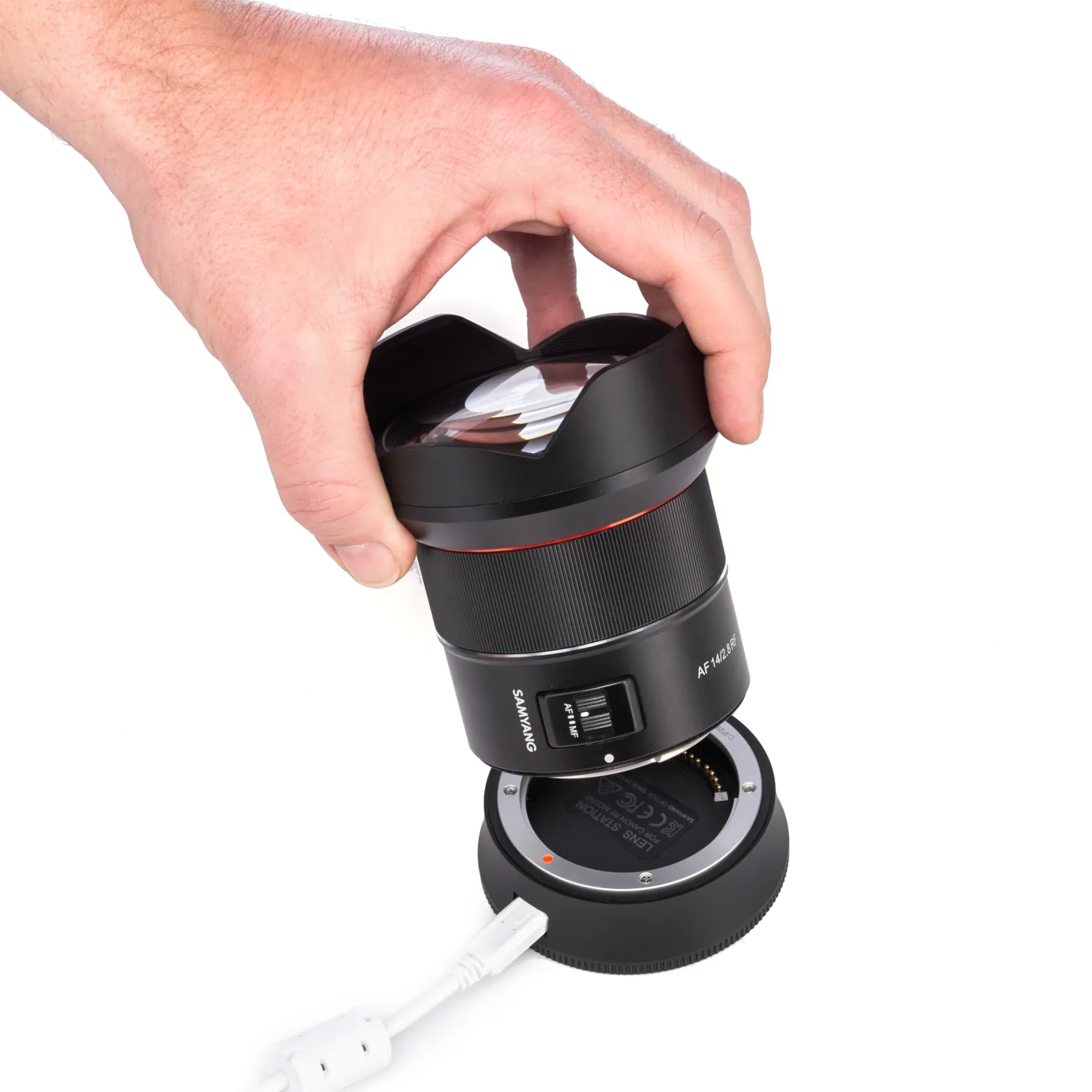 Samyang Lens Station für AF Canon RF Objektive - Docking-Station ermöglicht System Upgrade, kalibriert Blende und Fokus automatisch, einfache Handhabung schwarz