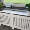 Toboli Heizkörperverkleidung weiß 172 x 19 x 82 cm, Heizkörperabdeckung aus MDF, Holzverkleidung für Heizkörper in Lamellenoptik