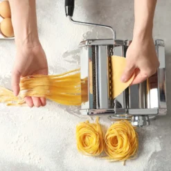 Toboli manuelle Nudelmaschine aus Edelstahl Pasta Maschine Walze mit einstellbarer Teigdicke 2-6mm
