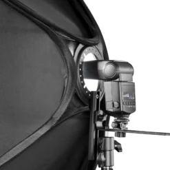 Walimex Magic Softbox 90 x 90 cm für Systemblitz, Soft Box 360° drehbar, Lichtformer für Foto und Video, inkl. Diffusor, Tasche ideal für Fotostudio