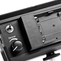 Walimex pro 192 Daylight LED Videoleuchte 11,5 W, On-Camera Studioleuchte mit Tageslicht LEDs, hochwertiges Streaming Licht mit Akku, dimmbare Beleuchtung mit Soft Diffusor