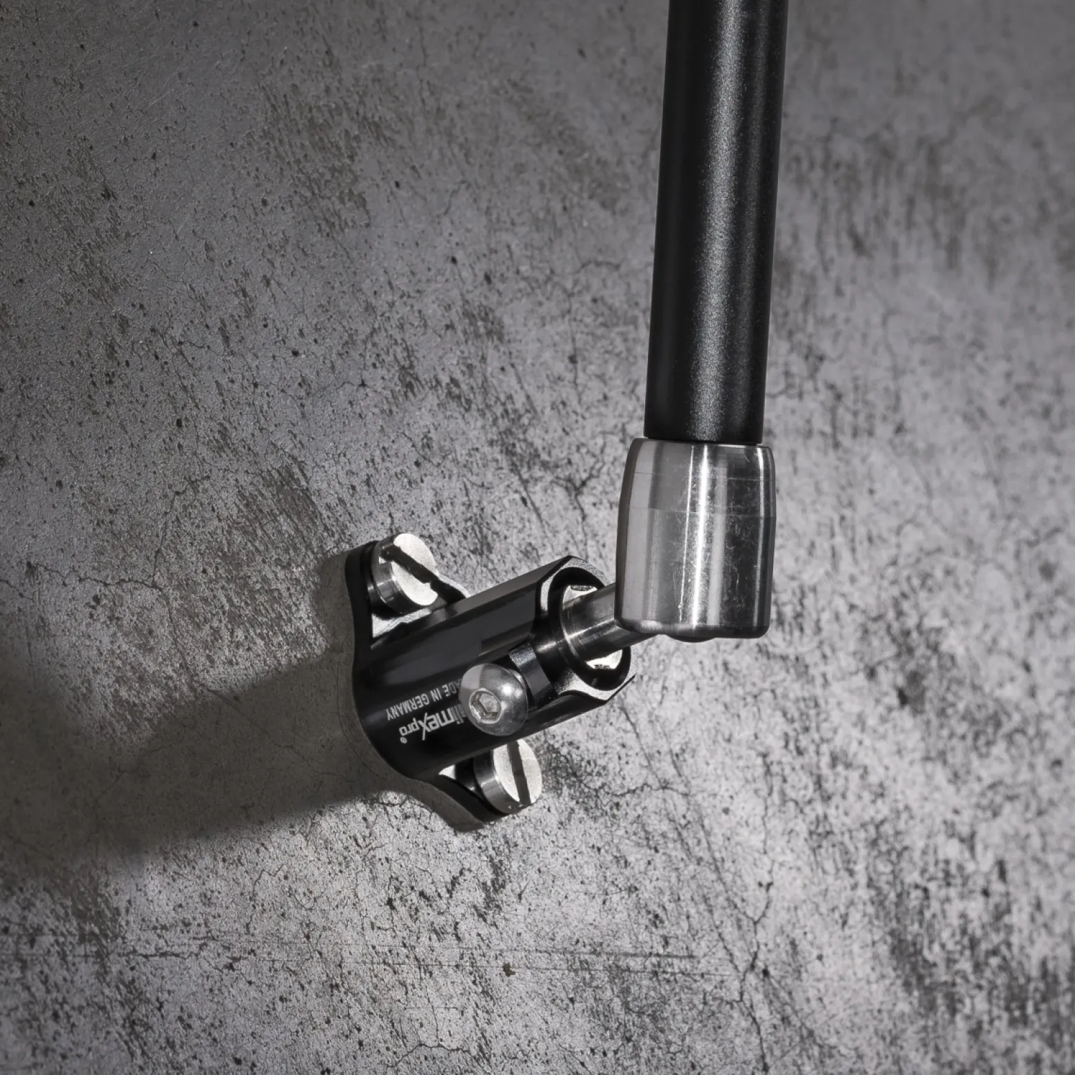 Walimex pro Gelenkarm Verdrehschutz - 25 x 40 x 25 mm - mit 2x 1/4" Schraube u. 1/4" Innengewinde - für Photo und Video Rigs, Cages, Gelenkarme