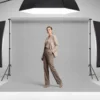 Walimex pro Hintergrundkarton 2,60 x 10 m light grey, robuster Fotohintergrund aus Karton, Fotoleinwand als Backdrop für Fotostudio, reflexfrei, strapazierfähig, ideal für Produktfotografie