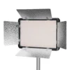Walimex pro LED 500 Versalight Bi Color Flächenleuchte inkl. Lampenstativ, leistungsstarke Videoleuchte 32 W, Studioleuchte mit Fernbedienung, vollwertige Studio-Beleuchtung