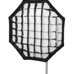 Walimex pro Octagon Plus Softbox - 900 x 900 x 450 mm - mit Diffusoren, Grid, golden-silbernem Einsatz und Tasche - Lichtformer für Porträt- und Peoplefotografie