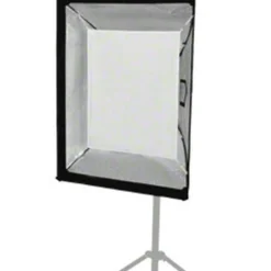 Walimex pro Softbox PLUS 60 x 80 cm - 360° drehbar, schneller Aufbau, inkl. Diffusoren, Grid & Transporttasche - passend für Produkt-, Beauty- & Peoplefotografie