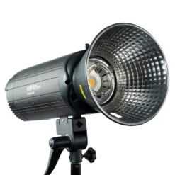 Walimex pro Stager 400 HSS Studioblitz, 400 W Studiolicht mit LED-Einstelllicht, Videolicht mit 2,4 GHz Empfänger, kurze Abbrennzeit, ideal für Fotostudio