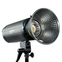 Walimex pro Stager 400 HSS Studioblitz Set, 400 W Studiolicht mit LED-Einstelllicht, Studio-Komplettset mit Softbox und Lampenstativ, ideal für Fotostudio