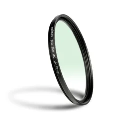 Walimex pro UV-Filter Slim MC 49mm - Schutz vor UV-Strahlen und Verschmutzung, Hochwertige Mehrschichtvergütung, mit äußerst dünner, gering auftragender Metallfassung, Inkl. Schutzhülle