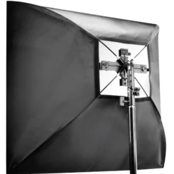 Walimex Set für Blitzhalter - 230 x 220 x 80 mm - 4-fach Halter für Systemblitze - mit Softbox 90 x 90 cm, Diffusoren, Grid & Transporttasche - Kamera Foto Studio
