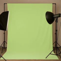 Walimex Stoffhintergrund Gelbgrün 2,85 x 6 m Stoffstärke ca. 140 g/m², Fotohintergrund aus Baumwolle, waschbar für Atelier und Studio