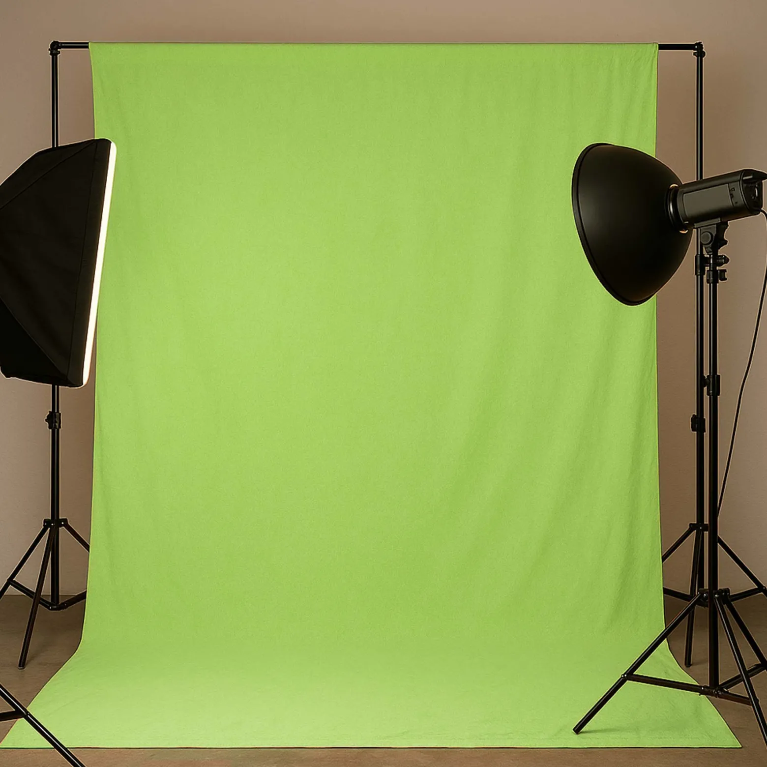 Walimex Stoffhintergrund Hellgrün 2,85 x 6 m Stoffstärke ca. 140 g/m², Fotohintergrund aus Baumwolle, waschbar für Atelier und Studio