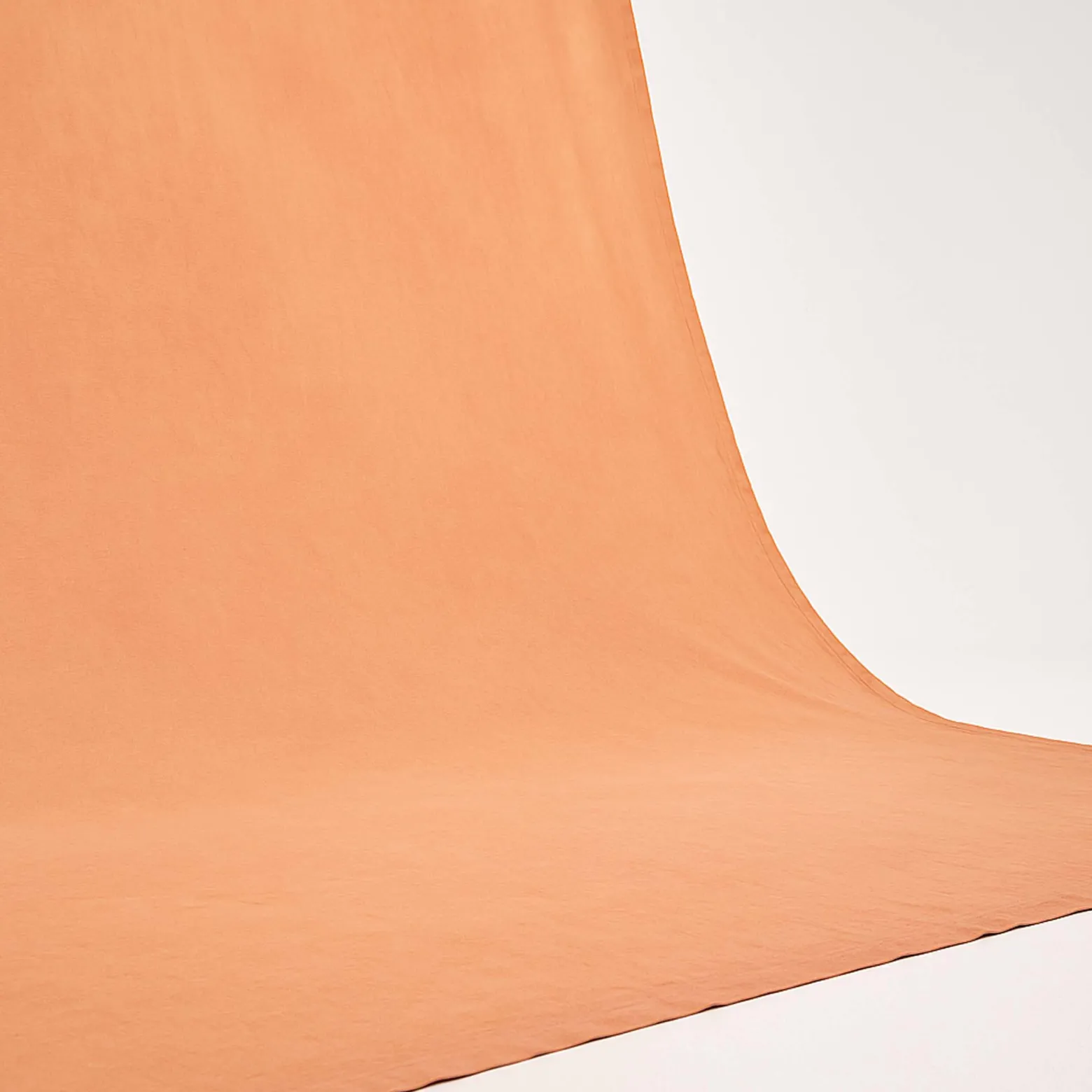 Walimex Stoffhintergrund Pfirsich 2,85 x 6 m Stoffstärke ca. 140 g/m², Fotohintergrund aus Baumwolle, waschbar für Atelier und Studio