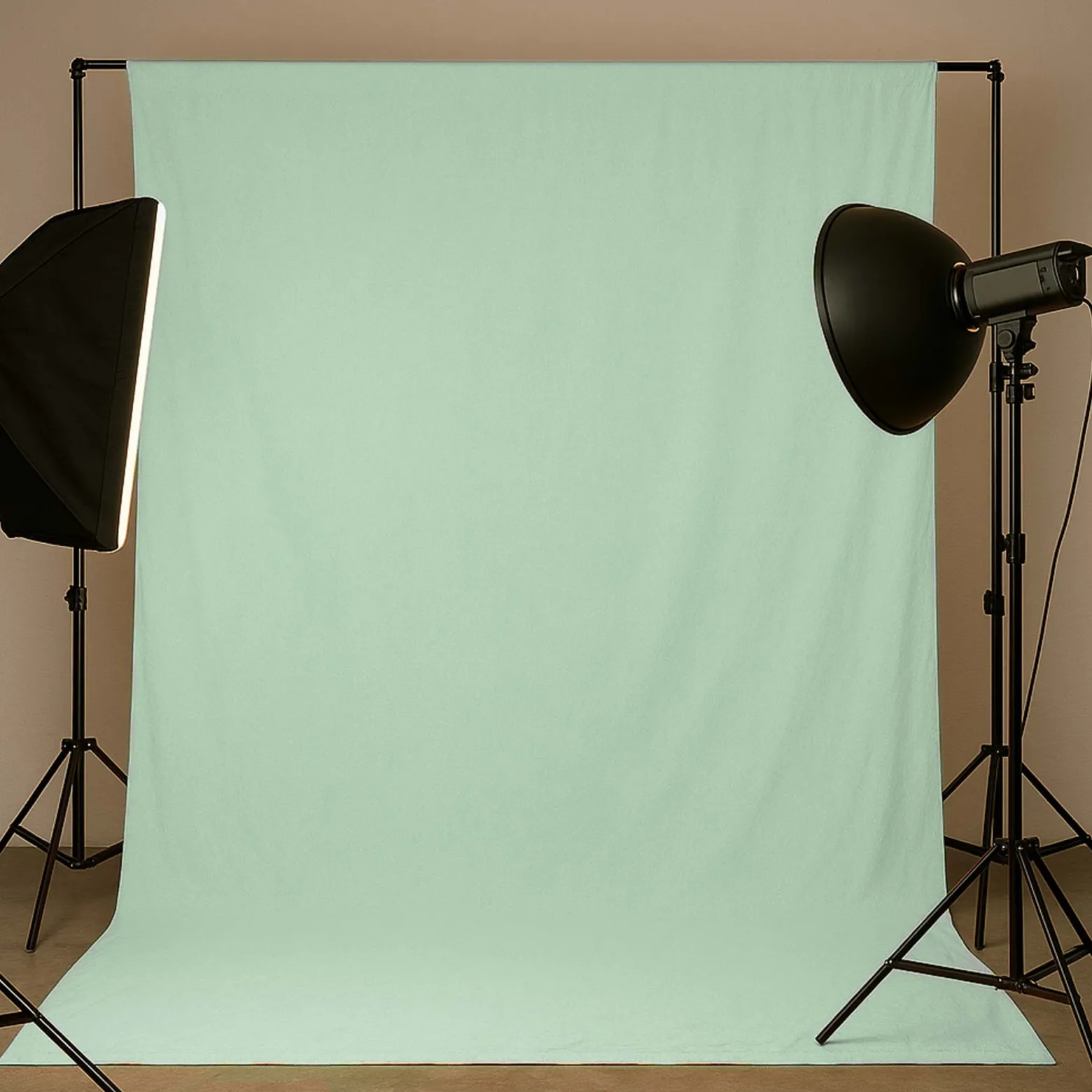 Walimex Stoffhintergrund Weißgrün 2,85 x 6 m Stoffstärke ca. 140 g/m², Fotohintergrund aus Baumwolle, waschbar für Atelier und Studio