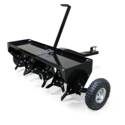 Wiltec Aerifizierer 90 cm für Aufsitzmäher, Rasenlüfter mit 7,6 cm Arbeitstiefe, Rasenbelüfter aus Stahl mit Kupplung für Rasentraktor