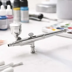 Wiltec Airbrush Pistole Typ 134K mit Double Action Funktion, Düse Ø 0,2-0,5 mm, 2 Farbbecher, Adapter für Modellbau, Nailart usw.