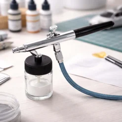 Wiltec Airbrush Pistole Typ 128 mit Double Action Funktion, Nadel und Düse Ø 0,35 mm, 3 Farbbecher, Adapter und Schlauch, für Modellbau, Nailart usw.