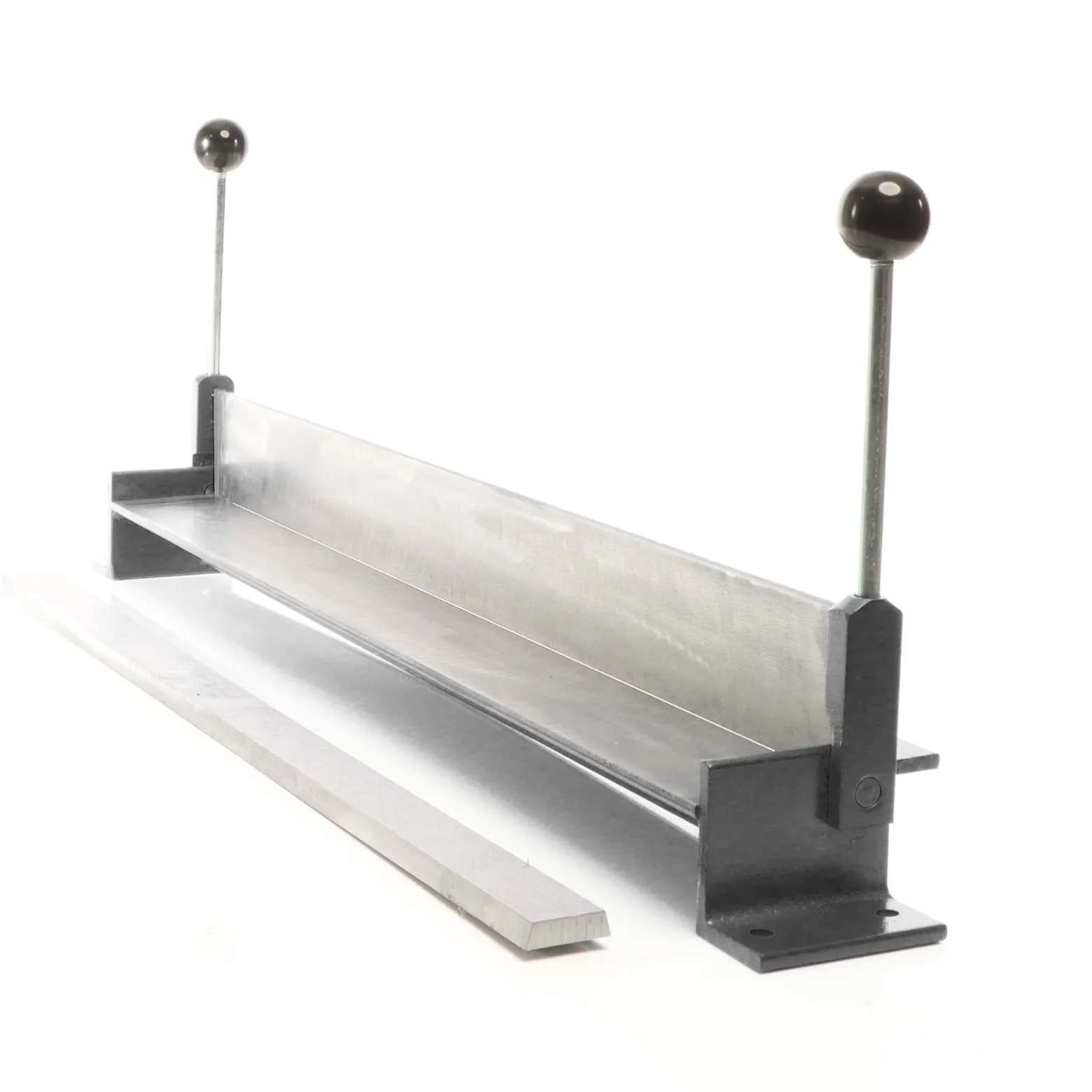 Wiltec Blechbiegemaschine 760 mm (30") Blechlänge, max. 90° Biegewinkel, Abkantbank zum Blech Abkanten aus Gusseisen in Schwarz