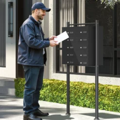 Wiltec 10er Briefkastenanlage schwarz 945 x 270 x 1500 mm, Standbriefkasten mit 2x5 Fächern, Schlüssel und Namensschild, Briefkasten Postkasten mit Ständer