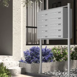 Wiltec 10er Briefkastenanlage silberfarben 945 x 270 x 1500 mm, Standbriefkasten mit 2x5 Fächern, Schlüssel und Namensschild, Briefkasten Postkasten mit Ständer