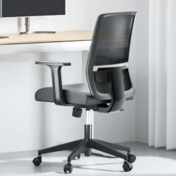 Wiltec Ergonomischer Bürostuhl mit Lendenwirbelstütze – Schreibtischstuhl höhenverstellbar – atmungsaktive Rückenlehne – bis 120 kg belastbar