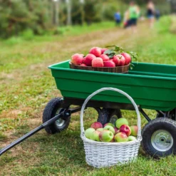 Wiltec Gartenwagen mit Kippfunktion bis 200 kg, Handwagen mit 50 l Volumen, Bollerwagen für Gartenarbeit, Handkarren für u. a. Rasen, Kies u. Schlamm