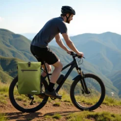 Wiltec Gepäckträgertasche oliv, Fahrradtasche Rucksack 25 l Stauraum, Gepäcktasche mit Laptopfach, wasserresistente Fahrrad Tasche