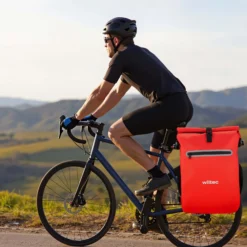 Wiltec Gepäckträgertasche rot, Fahrradtasche Rucksack 20 l Stauraum, Gepäcktasche mit Laptopfach, wasserresistente Fahrrad Tasche
