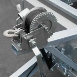 Wiltec Handseilwinde bis 550kg Übersetzung 4,1:1 160x131x219mm, Winde mit 7m Zugband, Seilwinde handbetrieben, Handseilzug effizient, Forstseilwinde