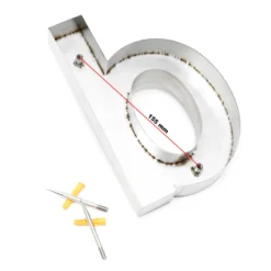 Wiltec Hausnummer d silberfarbene Edelstahl Hausnummer in modernem 3D-Design, Höhe 20 cm, Schrift Arial, rostfrei und witterungsbeständig, mit Montagematerial