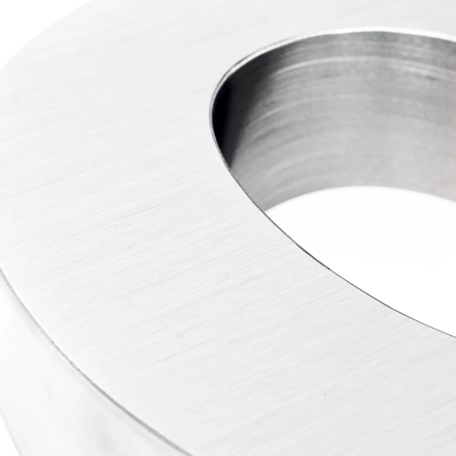Wiltec Hausnummer d silberfarbene Edelstahl Hausnummer in modernem 3D-Design, Höhe 20 cm, Schrift Arial, rostfrei und witterungsbeständig, mit Montagematerial