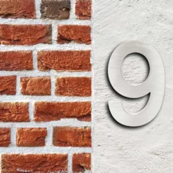Wiltec Hausnummer 9 silberfarbene Edelstahl Hausnummer in modernem 3D-Design, Höhe 20 cm, Schrift Arial, rostfrei und witterungsbeständig, mit Montagematerial