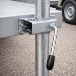 Wiltec Klemmhalter für Anhänger Stützrad bis ø35 mm, Klemmschelle mit Klappknebel, Bügelklemme, Klemmbügel