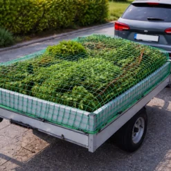 Wiltec Ladungssicherungsnetz 3x6 m Grün Masche 4,5x4,5 cm Stärke 3 mm Polypropylen Transportnetz für Anhänger mit Randkordel Polypropylen Witterungsbeständig Ladung Sicherheit
