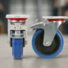 Wiltec Lenkrolle 200mm bis 350kg mit Bremse, Kunststoffrad und Anbauplatte Transportrolle leiser Lauf Möbelrolle Laufrolle Möbel-Lenkrolle