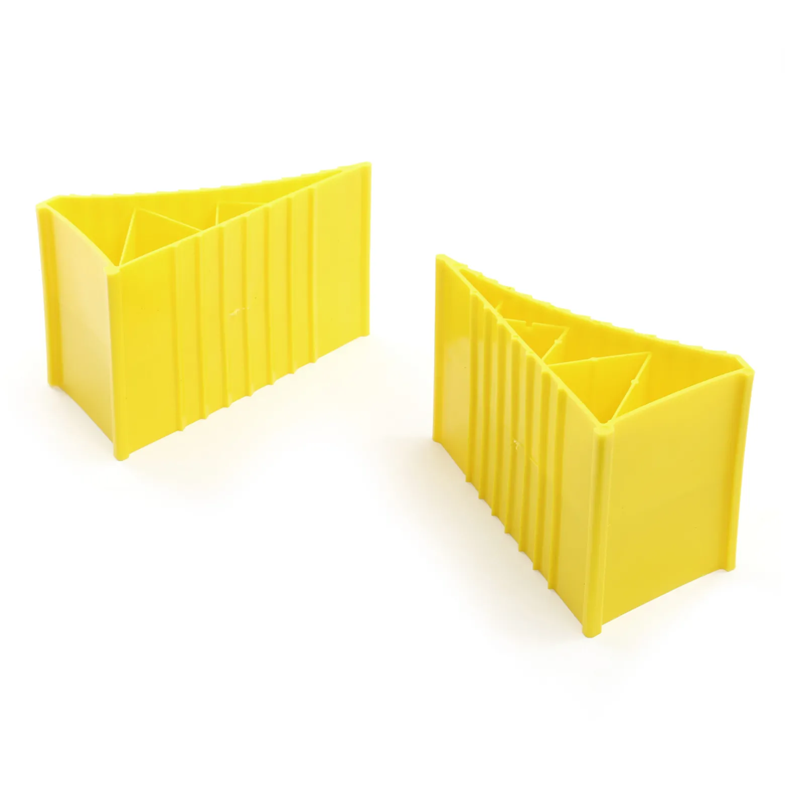 Wiltec Unterlegkeile Anhänger 2 Stück bis 2 t Unterlegkeile Wohnmobil 220x125x100 mm für Reifen bis 125 mm Breite, gelb, rutschfest