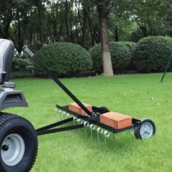 Wiltec Vertikutierer 100 cm für Aufsitzmäher, Rasenlüfter mit Stahlfedern für Rasentraktor, Rasenvertikutierer zum Rasen lüften und als Moosentferner