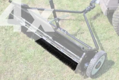 Wiltec 4x Ersatzbürste 62 cm für Rasenkehrmaschine für Aufsitzmäher, Bürstenkopf für Laubsammler 118 cm, Ersatzteil für Laubkehrmaschine
