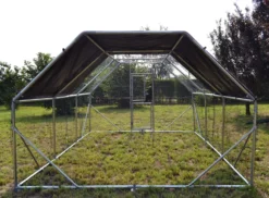 Wiltec XXL Freilaufgehege 4 x 3 x 2 m mit Sonnendach und verzinkten Gitterstäben, Außengehege als Voliere Hühnerstall oder Hasenstall, Kleintiergehege mit Riegel