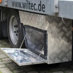 XPOtool Alu Unterbaubox links 75x25x40 cm / 6 kg bis 60 L / 40 kg vollgeschweißt robust für Pkw, Anhänger, Lkw Nutzfahrzeuge, robuste Staubox und Werkzeugkiste - Unterflurbox Deichselbox Staukasten