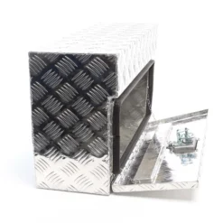 XPOtool Alu Unterbaubox rechts 75x25x40cm / 6 kg bis 60 L / 40 kg vollgeschweißt robust für Pkw, Anhänger, Lkw Nutzfahrzeuge, robuste Staubox und Werkzeugkiste - Unterflurbox Deichselbox Staukasten