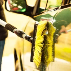 XPOtool 2in1 3D Teleskop Waschbürste mit Schlauchanschluss 145-300cm mit 2 Köpfen Bürste Schwamm Abzieher für Pkw, Lkw, Wohnmobil